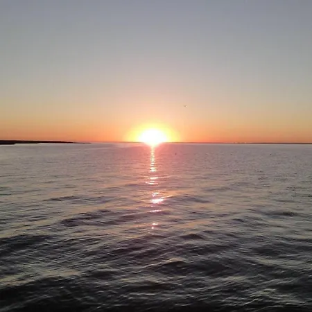 Fewo-fuer-2-pers-hafenblick-2-ueckermuende-stettiner-haff-ostsee-direkt-yachthafen Apartmán Ueckermünde