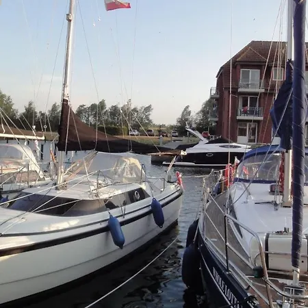 Fewo-fuer-2-pers-hafenblick-2-ueckermuende-stettiner-haff-ostsee-direkt-yachthafen Ueckermünde